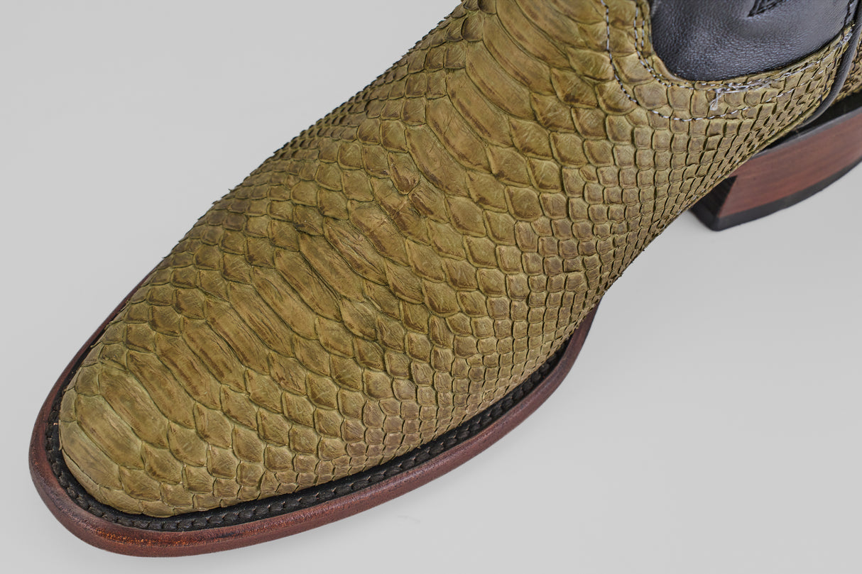 Tanner - Jungle - Roper Toe