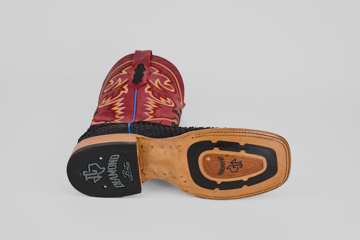 Decker - Matte Black - Square Toe